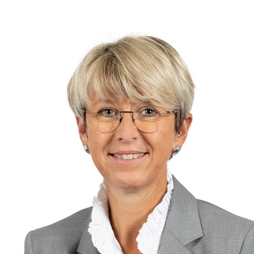 Mme Annick Billon