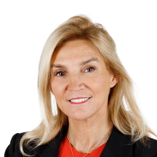 Mme Agnès Evren