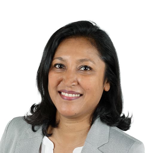 Mme Corinne Narassiguin