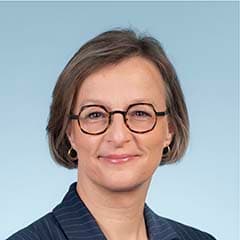 Mme Stella Dupont